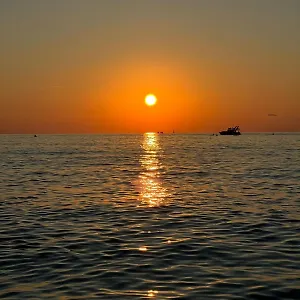 Apart Otel Elegance Sea View In Orbi City